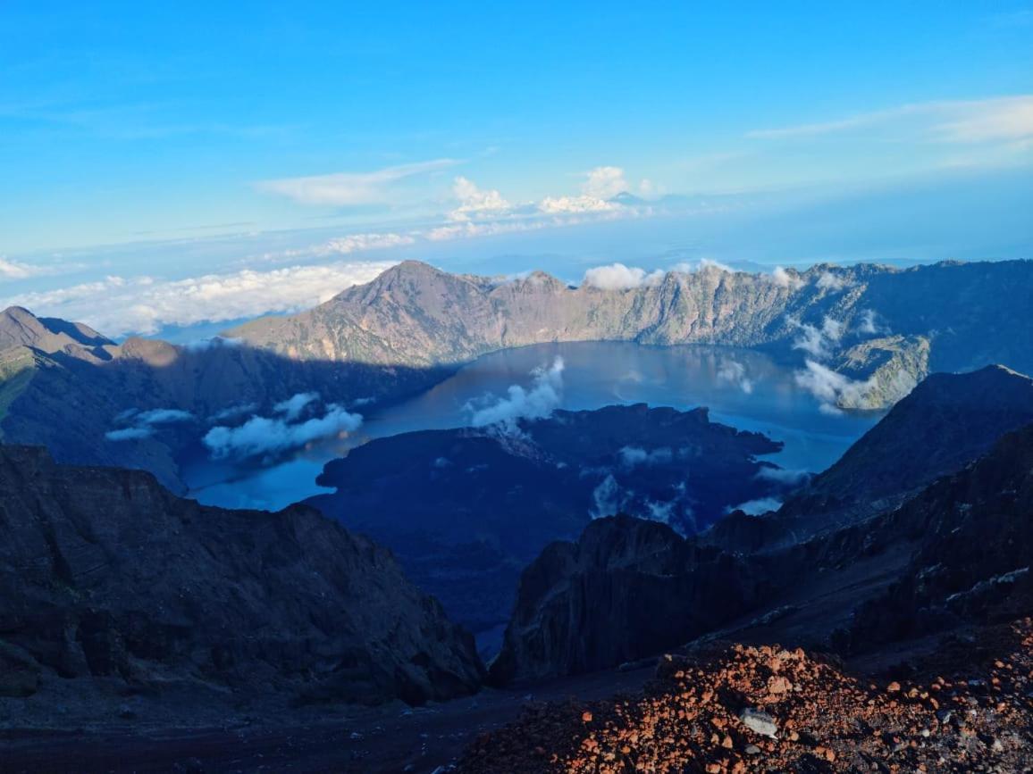 Blue Mountain * Senaru